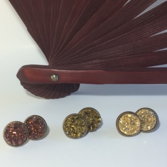 NIB Druzy Stone Earrings in Multiple Colors - Picture 3 of 4